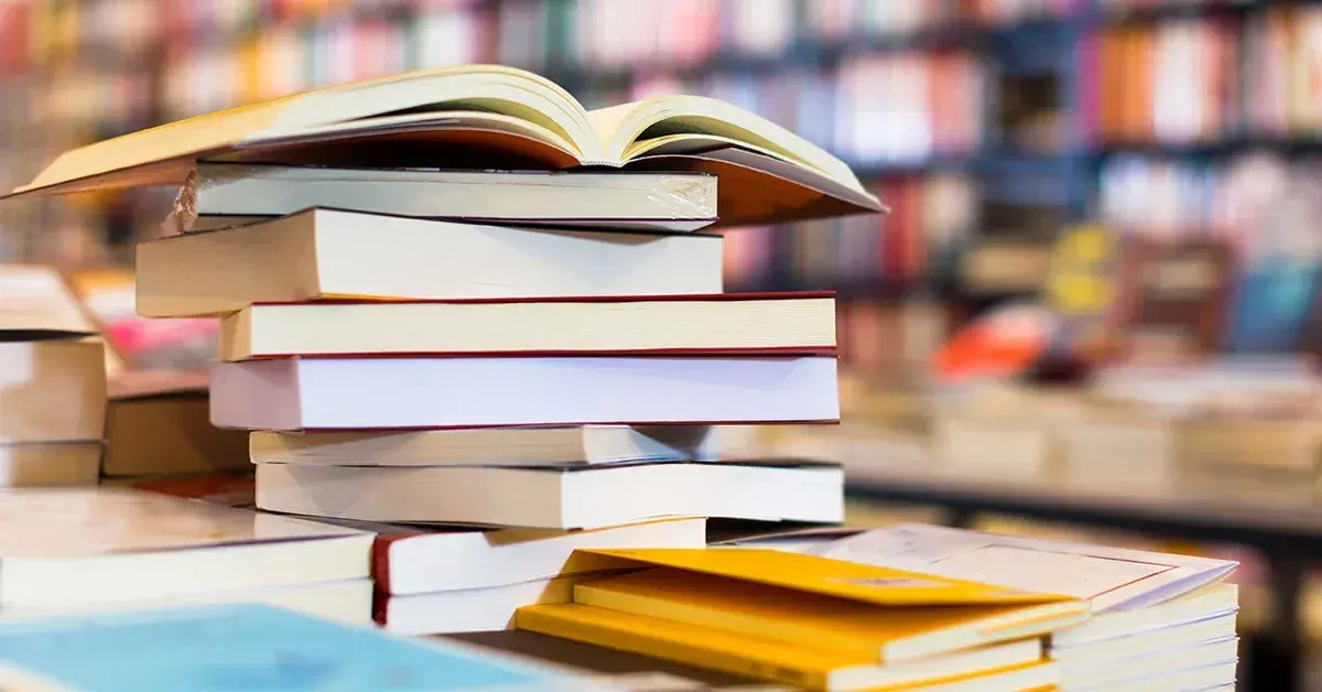 Connecting with Advisors via Thought-Provoking Reads Connecting with Advisors via Thought-Provoking Reads