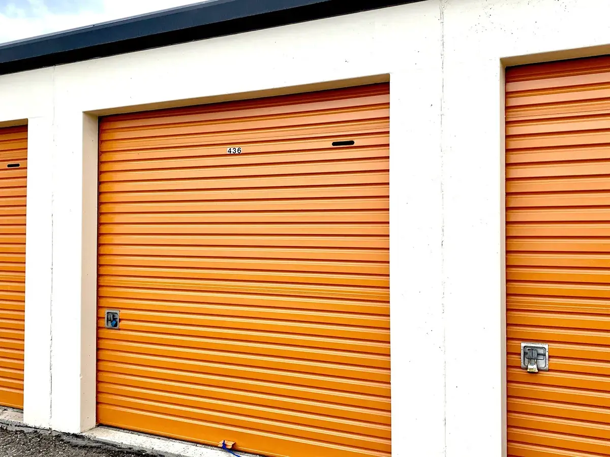 Mini Mall Storage Leverages Avenue Living Platform Mini Mall Storage Leverages Avenue Living Platform